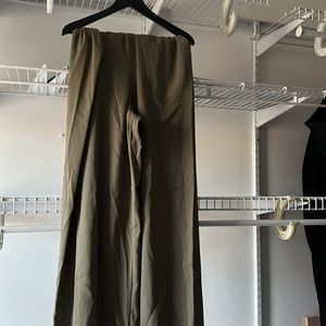 Max Studio Wide Leg Green Pant